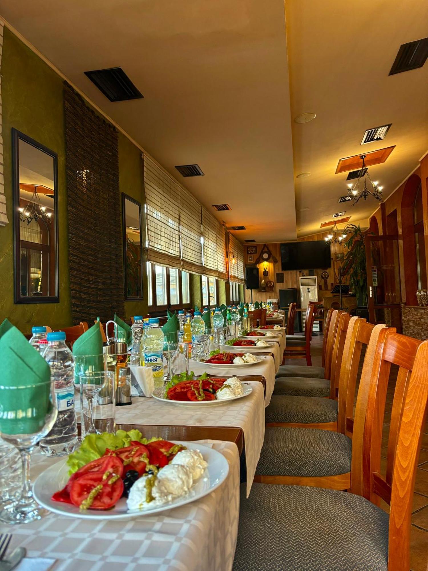 Family Hotel Palermo Tutrakan Exterior photo
